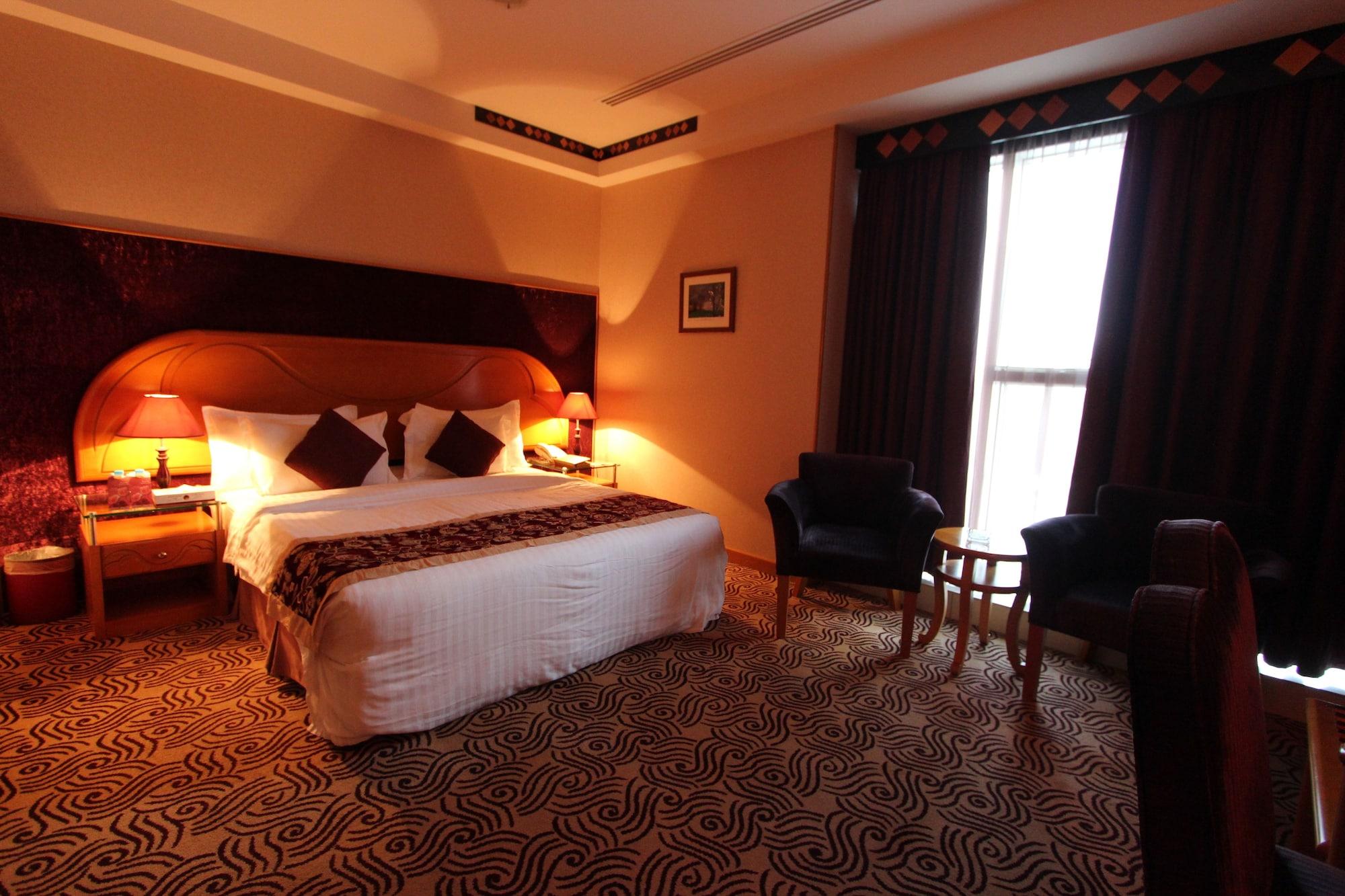 Awaliv International Hotel Ta'if Ngoại thất bức ảnh A room at the hotel
