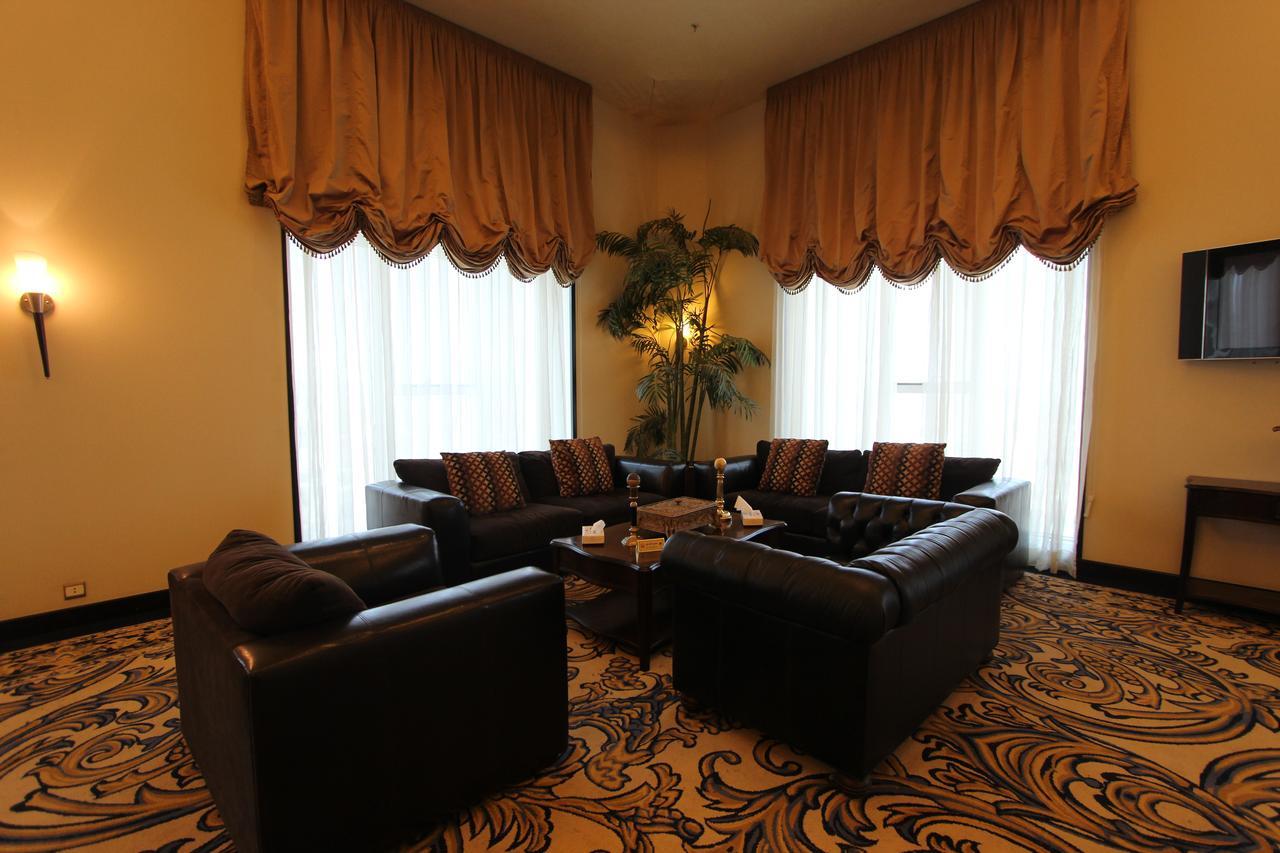 Awaliv International Hotel Ta'if Ngoại thất bức ảnh The lounge at the airport
