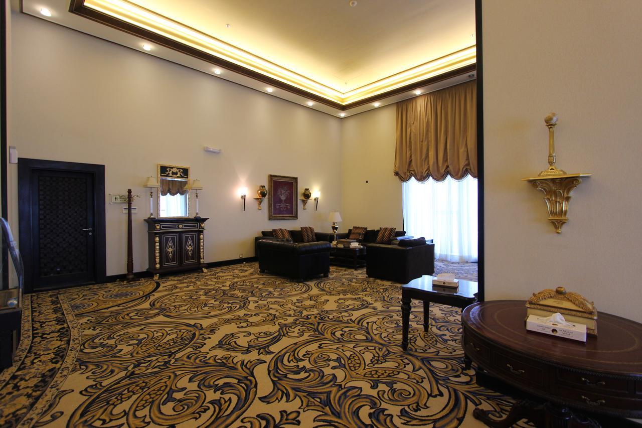 Awaliv International Hotel Ta'if Ngoại thất bức ảnh A room at the hotel
